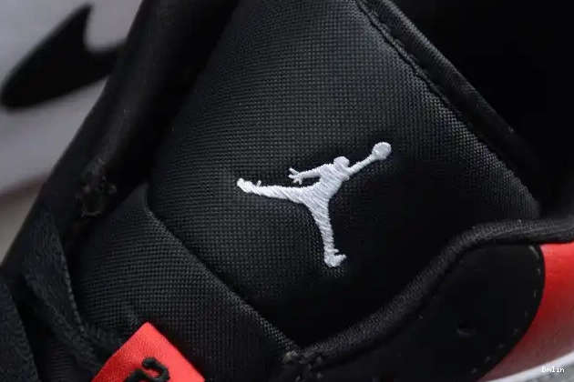 Bmlin Low Toe Black 1 553558-116 Jordan Air 0607